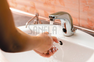 Сенсорный смеситель SLU 15B арт: 03155 Sanela Чехия (фото, схема)